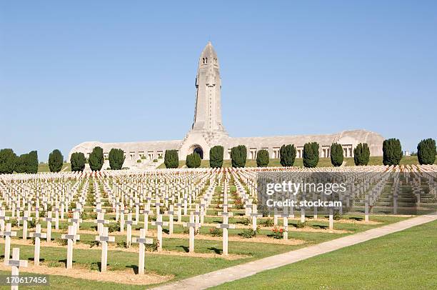 wwi verdun military cemetery france - battle-of-verdun stock pictures, royalty-free photos & images