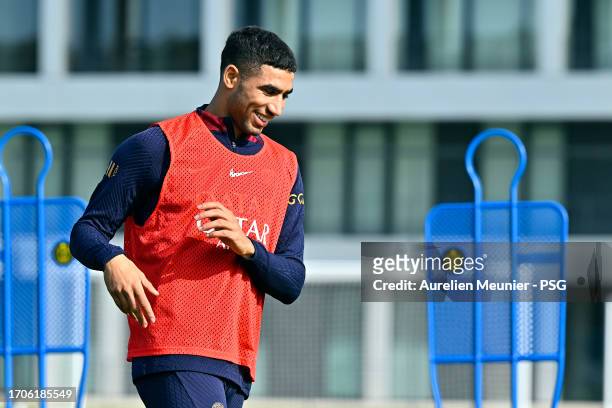 Achraf Hakim warms up during a Paris Saint-Germain training session at Campus PSG on September 28, 2023 in Paris, France.