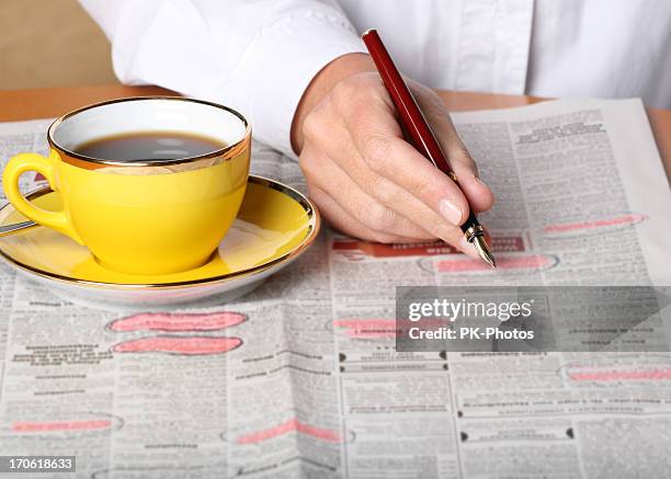 job searching - werkloos stockfoto's en -beelden