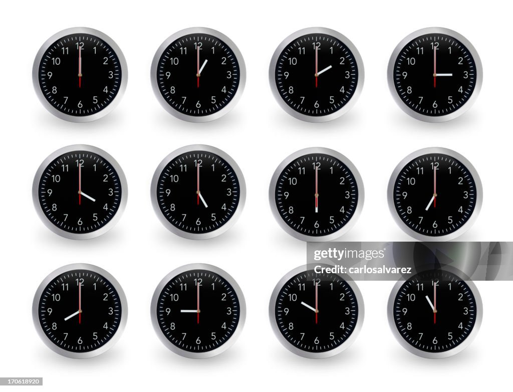 Doze relógios, de 12 horas.
