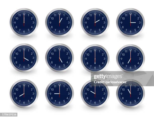 dodici clock, 12 ore. - lancetta dei secondi foto e immagini stock