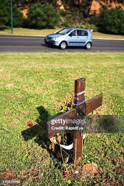 road death - roadside memorial stock pictures, royalty-free photos & images