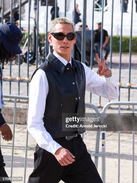 Evan Mock attends the Givenchy Womenswear Spring/Summer 2024 show as part of Paris Fashion Week on September 28, 2023 in Paris, France.