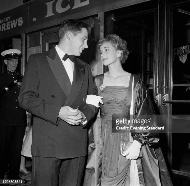 Actress Sylvia Syms with her husband, actor Alan Edney at the 'Ice Cold In Alex' Premiere, June 24th, 1958.