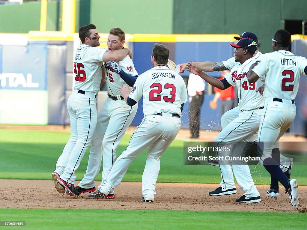 San Francisco Giants v Atlanta Braves