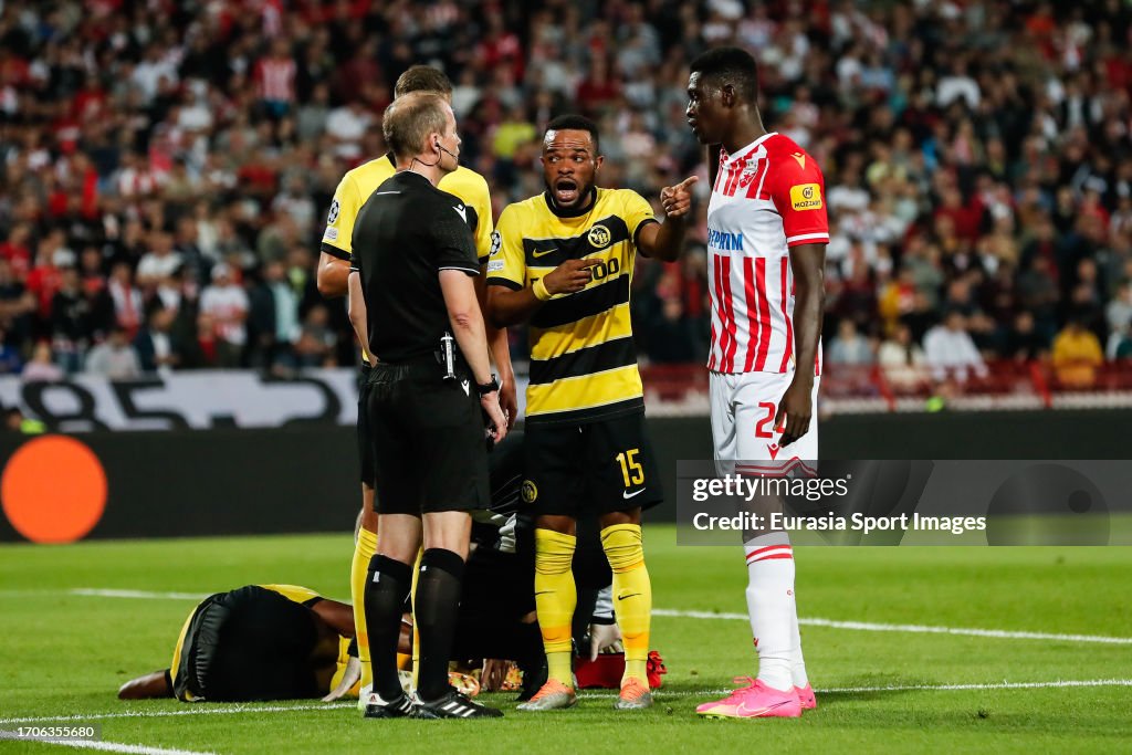 Meschack Elia of Young Boys talks to referee William Collum and News  Photo - Getty Images