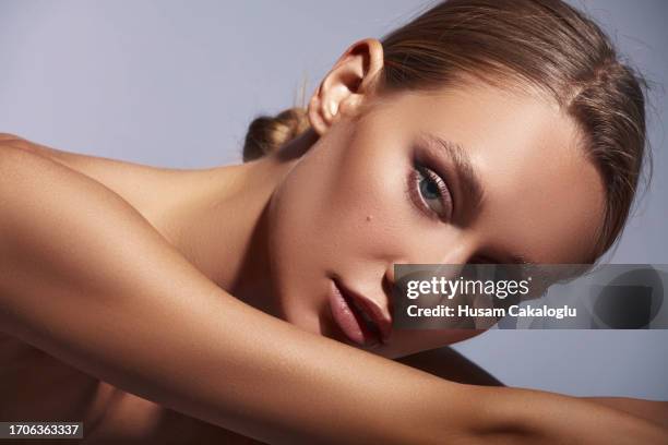 portrait of an incredibly beautiful young woman. - appealing stock pictures, royalty-free photos & images