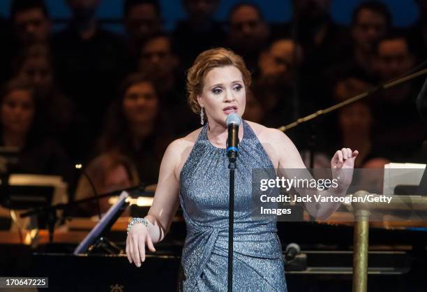 Actress and singer Jennifer Laura Thompson performs with the New York Pops orchestra and the Essential Voices USA chorus at 'The Wizard and I: The...