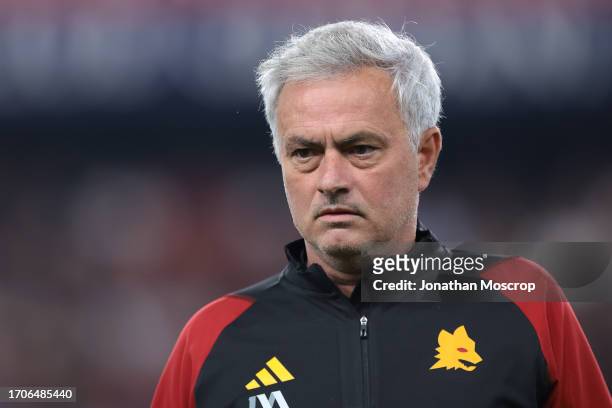 Jose Mourinho Head coach of AS Roma makes his way to the bench prior to kick off in the Serie A TIM match between Genoa CFC and AS Roma at Stadio...