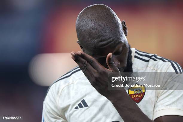 Romelu Lukaku of AS Roma reacts during the Serie A TIM match between Genoa CFC and AS Roma at Stadio Luigi Ferraris on September 28, 2023 in Genoa,...