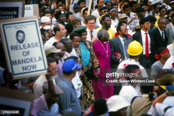 7 801 Desmond Tutu Photos High Res Pictures Getty Images 7-801-desmond-tutu-photos-high-res-pictures-getty-images