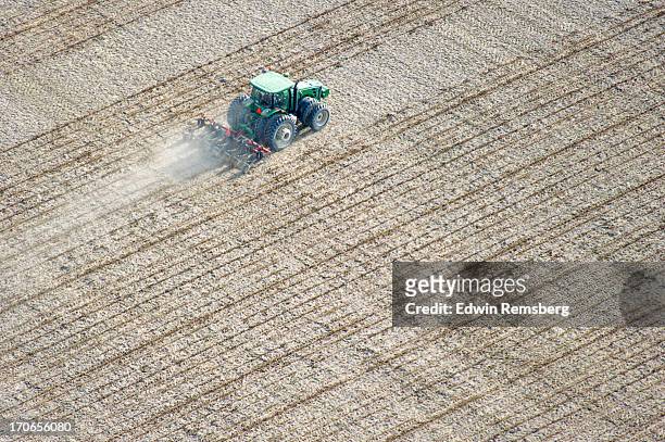 agricultural field preparation - plough stock pictures, royalty-free photos & images