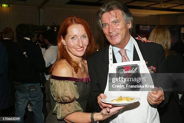 Birgit Friend Davidoff Cooking For Friends Photos and Premium High Res Pictures ...