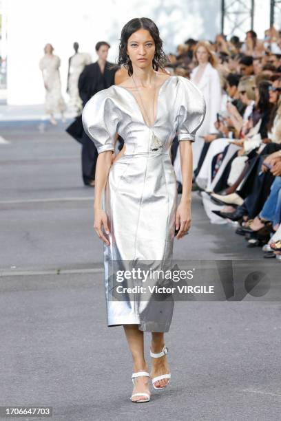 Model walks the runway during the Chloe Ready to Wear Spring/Summer 2024 fashion show as part of the Paris Fashion Week on September 28, 2023 in...