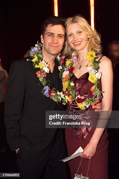 Regisseur Romuald Karmakar & Schauspielerin Nina Heimlich Bei Der Weltpremiere Des Kinofilms "Manila" Im Cinemaxx Am Dammtor In Hamburg Am 190600