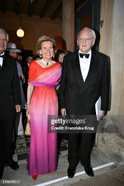 Roman Herzog Und Ehefrau Alexandra Freifrau Von Berlichingen Bei Der Eröffnung Der Bayreuther Festspiele Am 250706 In Bayreuth