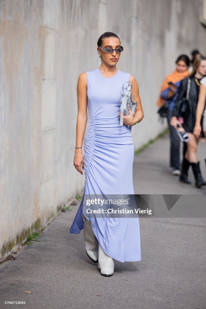 Street Style - Paris Fashion Week - Womenswear Spring/Summer 2024 - Day Four
