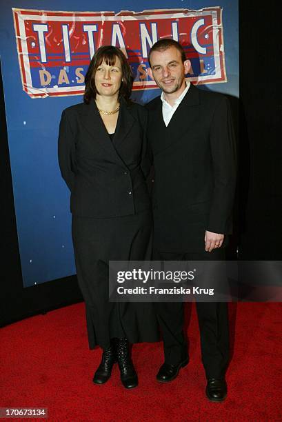 Dominique Horwitz + Ehefrau Patricia Bei Der "Titanic" Premiere In Hamburg