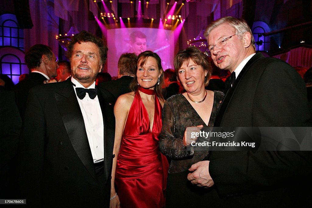 Regisseur Dieter Wedel (L)Mit Freundin Dominique Voland Und Cdu Politiker Roland K