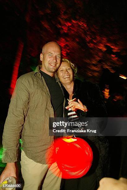 Suzanne Von Borsody Und Freund Jens Schniedenharn Bei Aftershow Party Des Stones Konzert In Berlin