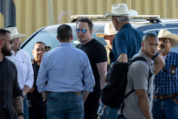TX: Elon Musk Visits Texas-Mexico Border