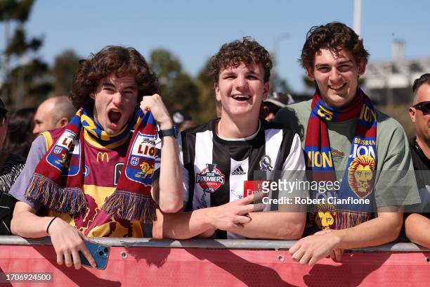 Collingwood Magpies and Brisbane Lions fans show their support during the 2023 AFL Grand Final Parade on September 29, 2023 in Melbourne, Australia.