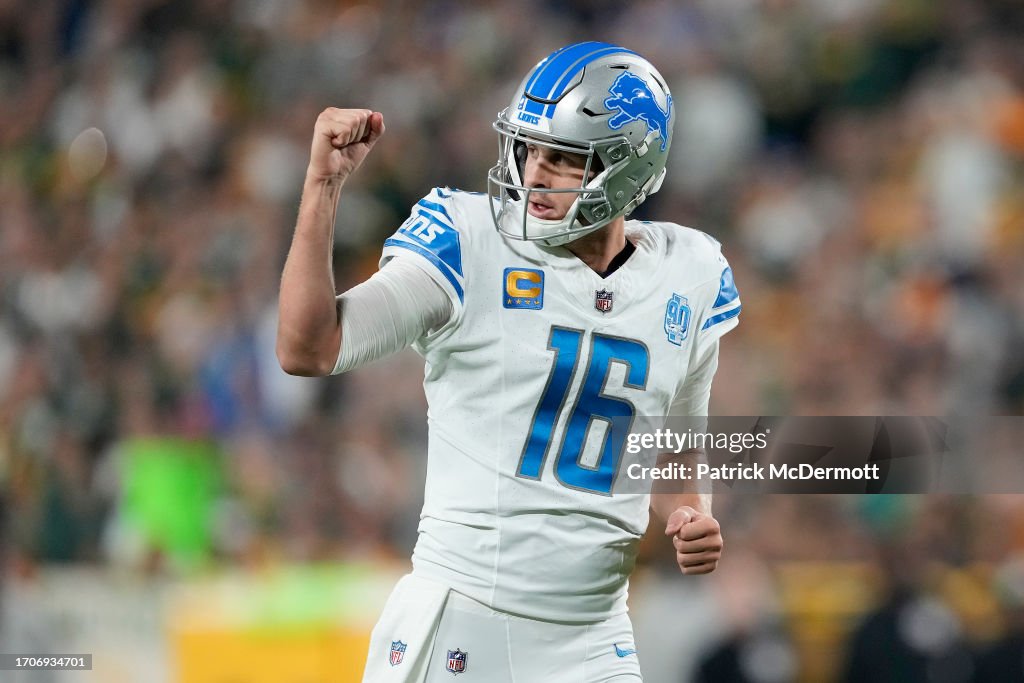Detroit Lions v Green Bay Packers