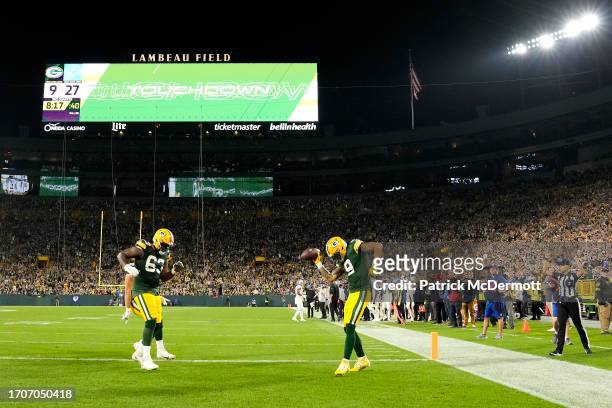 Jared Goff of the Detroit Lions celebrates after David Montgomery News  Photo - Getty Images