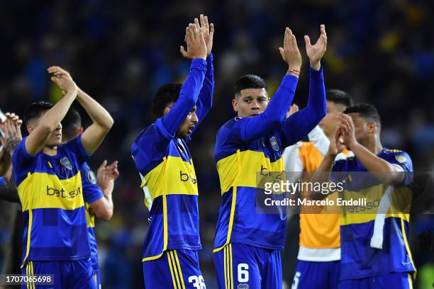 Marcos Rojo of Boca Juniors and teammates acknowledge fans after during the Copa CONMEBOL Libertadores 2023 semi-final first leg match between Boca...