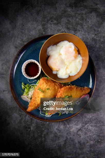 samosa with half boiled eggs - samosa stock pictures, royalty-free photos & images