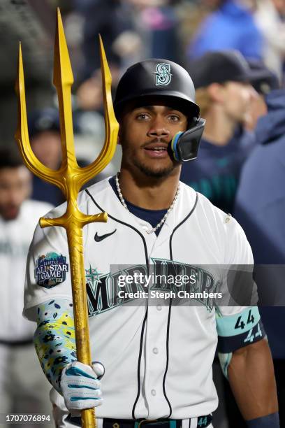 Julio Rodriguez of the Seattle Mariners celebrates his solo home run during the fourth inning against the Texas Rangers at T-Mobile Park on September...