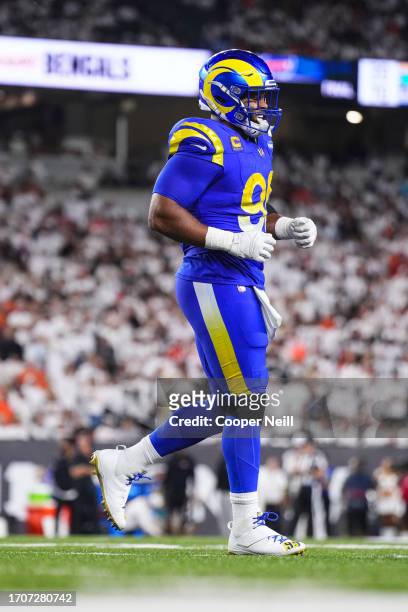 Aaron Donald of the Los Angeles Rams runs off of the field during at Paycor Stadium on September 25, 2023 in Cincinnati, Ohio.