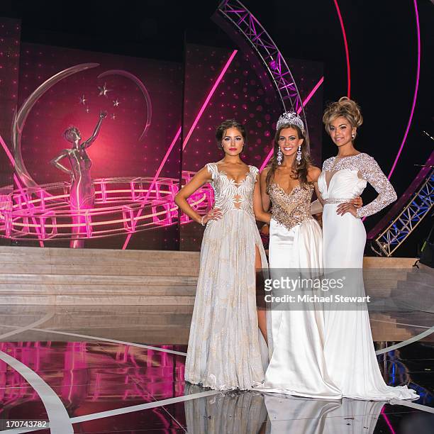Miss Universe 2012 Olivia Culpo, and Miss Teen USA 2012 Logan west pose with Miss Connecticut USA Erin Brady poses onstage after winning the 2013...
