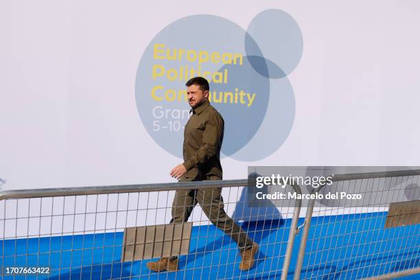 Ukraine's President Volodymyr Zelensky arrives to attend the Third Meeting Of The European Political Community on October 5, 2023 in Granada, Spain....