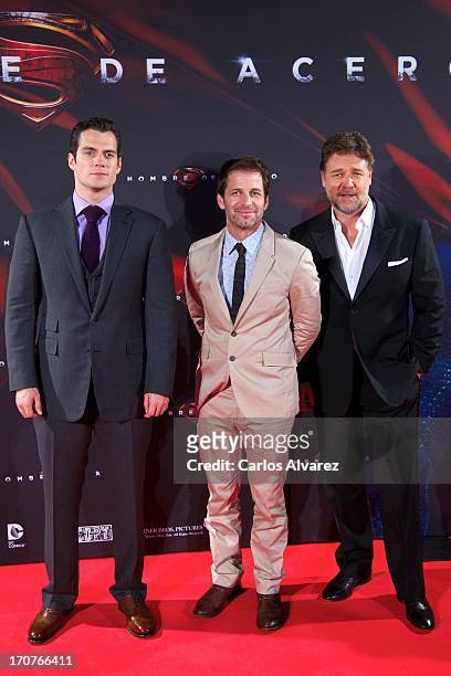 Actor Herny Cavill, director Zack Snyder, and Rusell Crowe attend the "Man of Steel" premiere at the Capitol cinema on June 17, 2013 in Madrid, Spain.