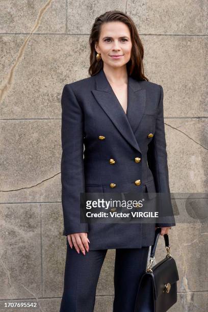 Hayley Atwell attends the Chloe Ready to Wear Spring/Summer 2024 fashion show as part of the Paris Fashion Week on September 28, 2023 in Paris,...