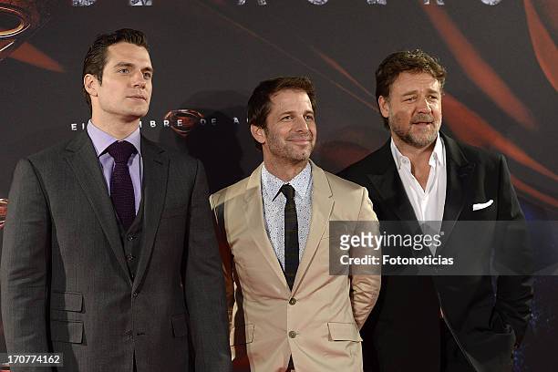 Henry Cavill, Zack Snyder and Russell Crowe attend the premiere of ' Man of Steel' at Capitol Cinema on June 17, 2013 in Madrid, Spain.