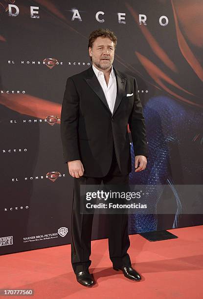 Russell Crowe attends the premiere of ' Man of Steel' at Capitol Cinema on June 17, 2013 in Madrid, Spain.