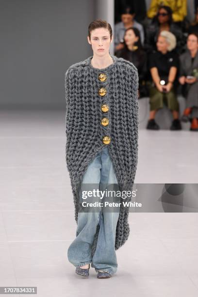 Model walks the runway during the Loewe Womenswear Spring/Summer 2024 show as part of Paris Fashion Week on September 29, 2023 in Paris, France.