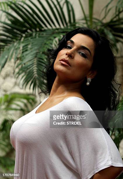 Pakistani actress Meera poses during a promotion ceremony for the forthcoming Hindi thriller film 'Bhadaas' in Mumbai on June 17, 2013. AFP PHOTO/STR