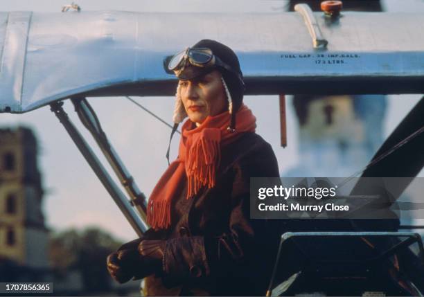 Actrice américaine Anjelica Huston, sur le tournage du film A Handful Of Dust de Charles Sturridge, le 1 octobre 1987.