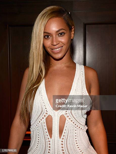 Beyonce attends The 40/40 Club 10 Year Anniversary Party at 40 / 40 Club on June 17, 2013 in New York City.