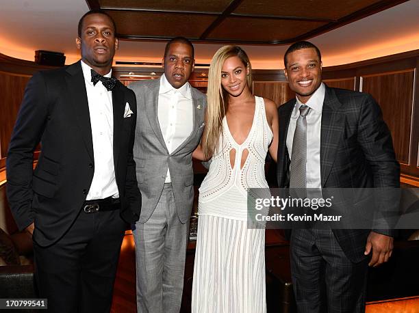 Geno Smith, Jay-Z, Beyonce and Robinson Cano attend The 40/40 Club 10 Year Anniversary Party at 40 / 40 Club on June 17, 2013 in New York City.