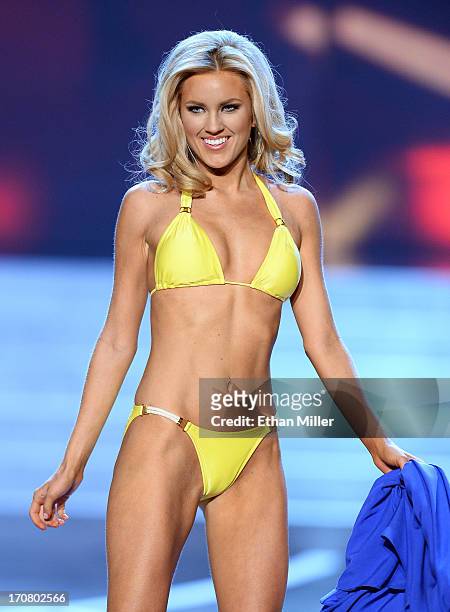 Miss Nevada USA Chelsea Caswell competes in the swimsuit competition...  News Photo - Getty Images