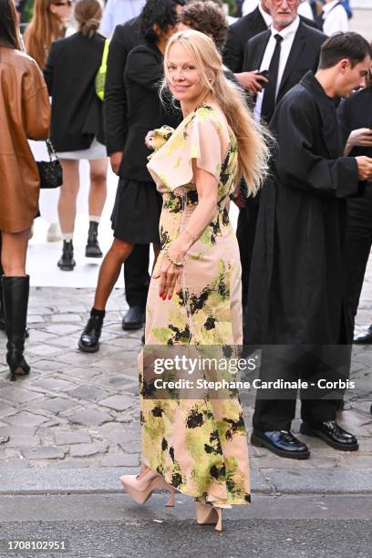 Pamela Anderson attends the Victoria Beckham Womenswear Spring/Summer 2024 show as part of Paris Fashion Week on September 29, 2023 in Paris, France.