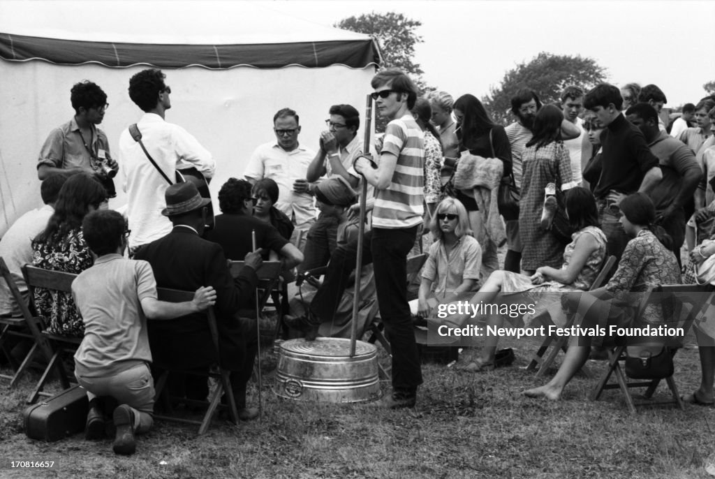 Folk Hootenanny At Newport