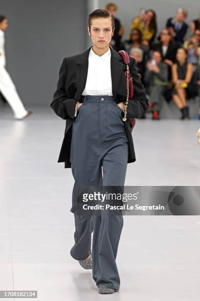 Model walks the runway during the Loewe Womenswear Spring/Summer 2024 show as part of Paris Fashion Week on September 29, 2023 in Paris, France.