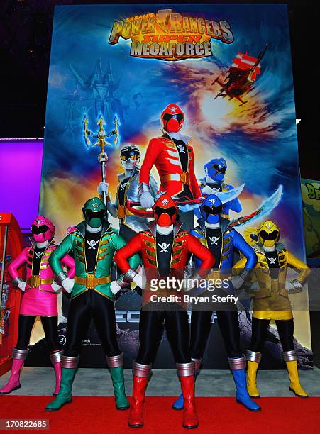 53 Super Megaforce Photos and Premium High Res Pictures - Getty Images