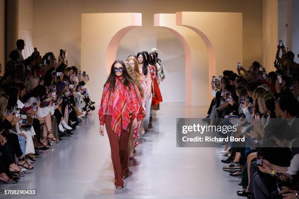 Models walk the runway during the Leonard Paris Womenswear Spring/Summer 2024 show as part of Paris Fashion Week on September 29, 2023 in Paris,...