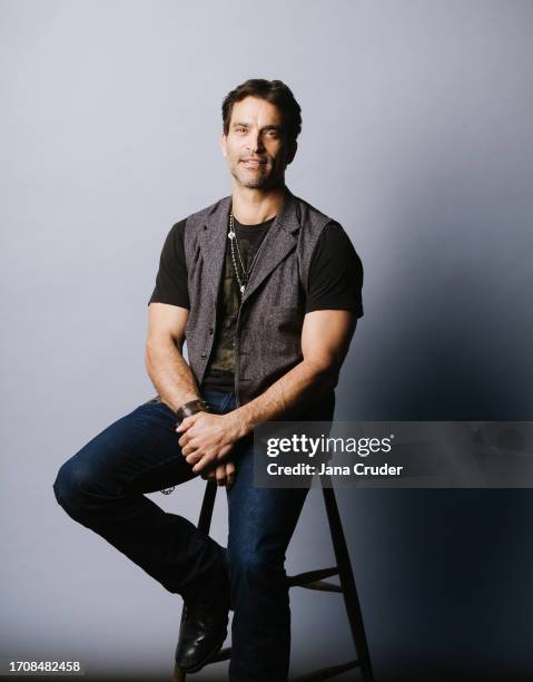 Actor Johnathon Schaech poses for a portrait on February 26, 2013 in Hollywood, California.